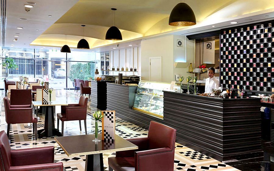 The Tower Plaza Hotel Dubái Exterior foto The Café at the Mandarin Oriental, Bangkok